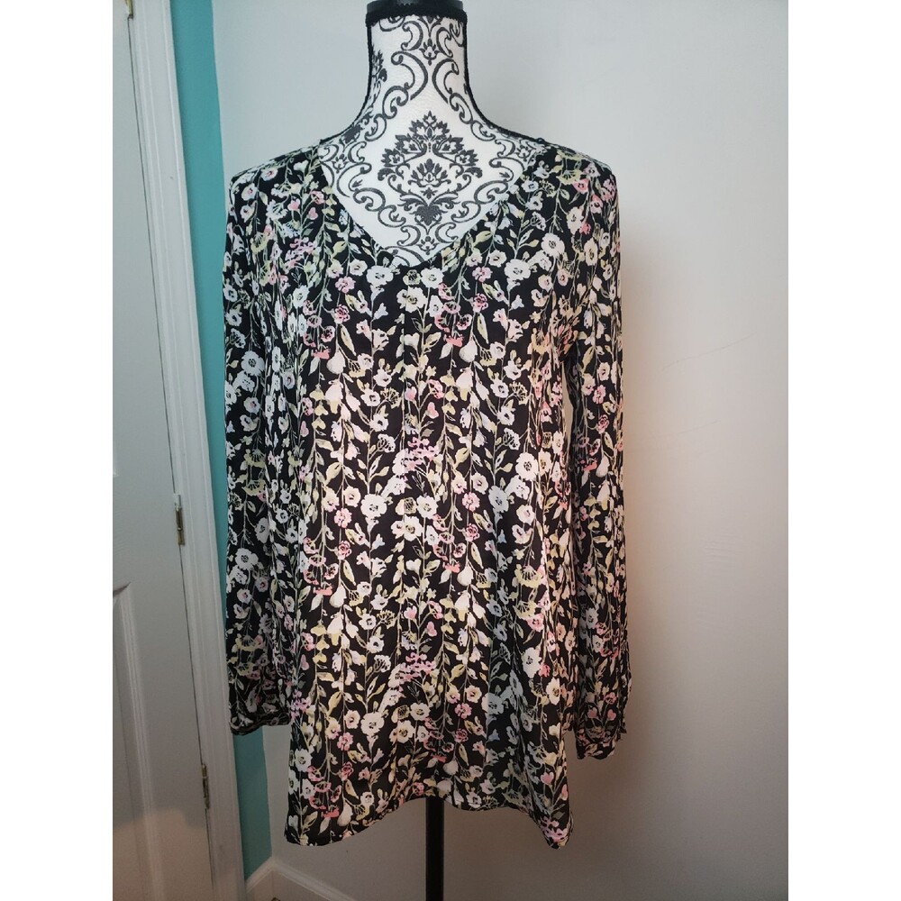 Lauren Conrad Floral Open Back Blouse